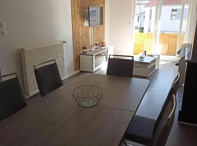 Gauche Avec Balcon Apartmán