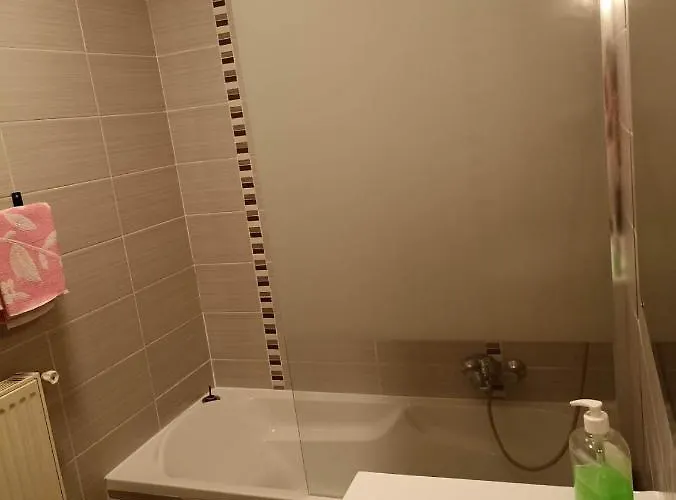 Gauche Avec Balcon Apartmán